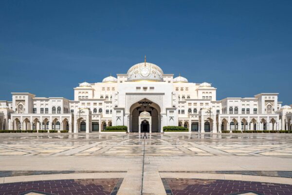Abu Dhabi City Tour – Explore the Capital of the UAE