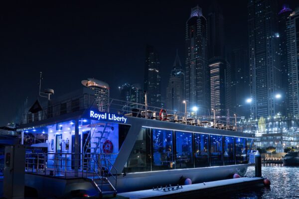 Yacht ride 75 Feet up to 30 pax -2 hours