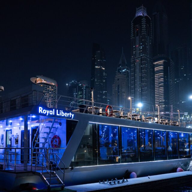 Yacht ride 75 Feet up to 30 pax -2 hours