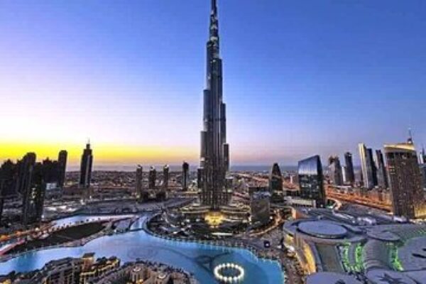 Burj Khalifa 124th floor Prime hours – Visit the World’s Tallest Building