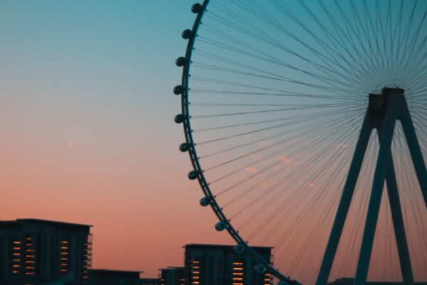 AIN DUBAI VIEW – PEAK HOURS