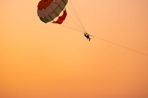 PARASAILING SINGLE 30 MINUTES