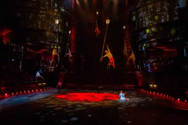 LA PERLE SHOW SILVER-B TICKET + LE PATIO DINNER